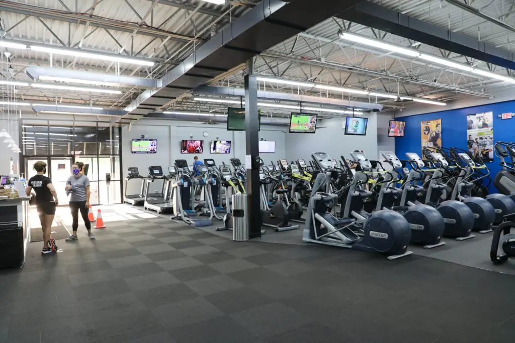 Training floor at Foundation Fitness Bethesda
